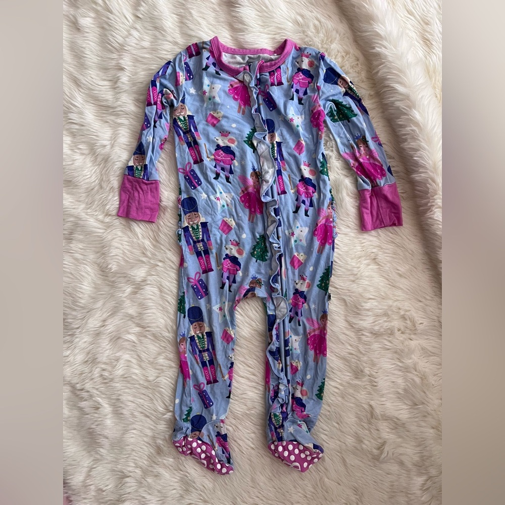 Bums & Roses Nutcracker footie